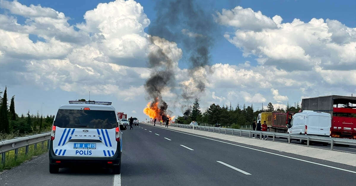 Aksaray’da doğalgaz yüklü TIR bomba gibi patladı! Korku dolu anlar kamerada 11